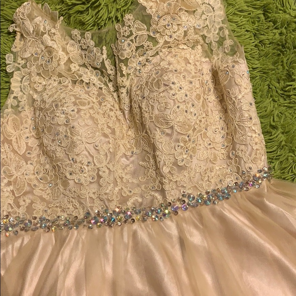 Women’s formal dress